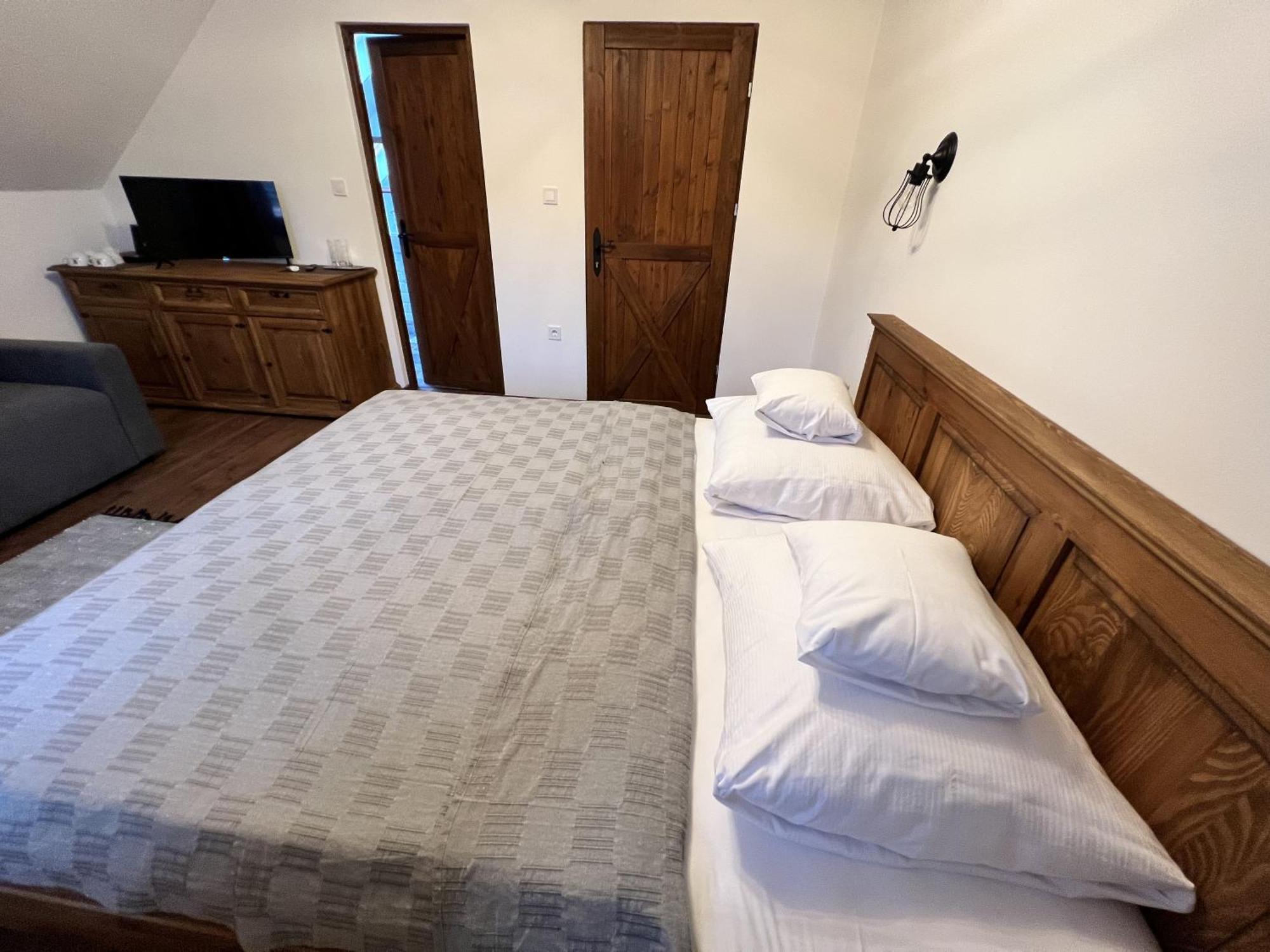 Bed and Breakfast Pilisi Lovas Major, Dorog Экстерьер фото